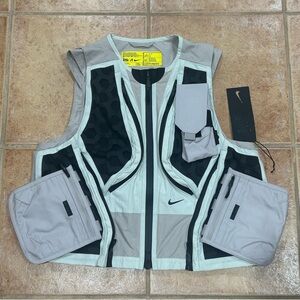 Nike ISPA NRG Modular Military Tactical Style Utility Vest FV4899-072 Mens Small